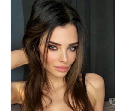 Photos for Classy Petite Brunette 20’s