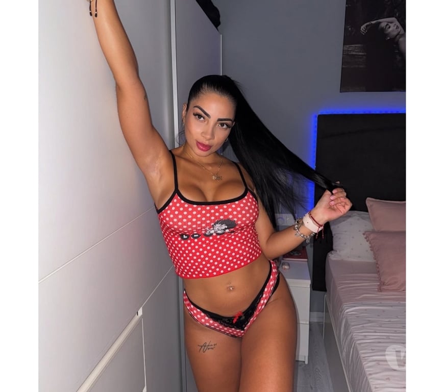 Escorts Staffordshire Stoke-on-Trent - Photos for Jennifer Brazilian 🇧🇷 new in the city natural body