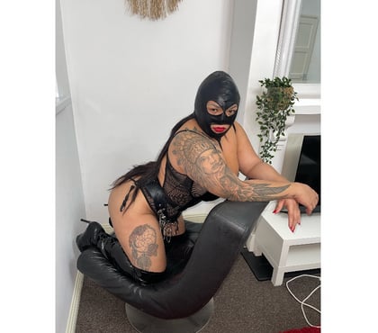 Transsexual Escorts Hayes Hillingdon - Photos for TS Letícia queen domination 😈🔥🖤