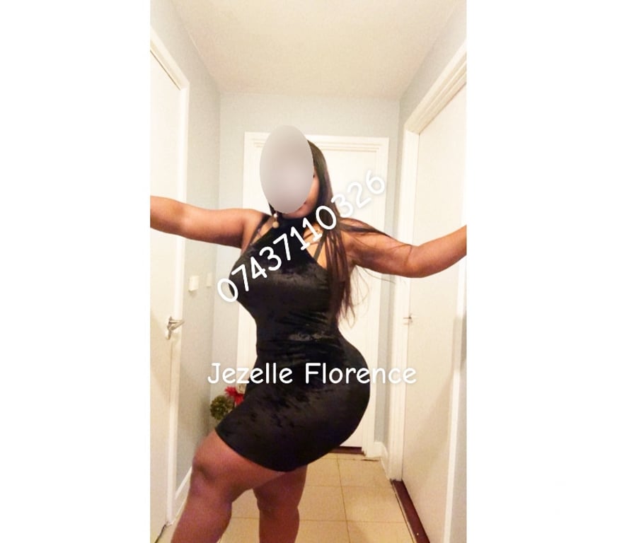 Escorts South East London Greenwich - DLR Station - South East London - Photos for THE New 🌹Canadian Big ASS 🌺Ebony 07437110326