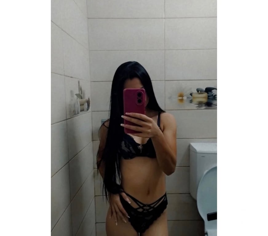 Escorts Greater Manchester Rochdale - Photos for Here Lary 🔞no rush 🔥💜