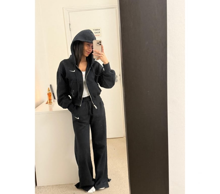 Escorts West London Oxford Circus Station - West London - Photos for Brunette Brazilian Baby| Green eyes 🇧🇷☺️