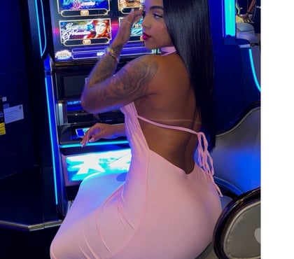 Escorts and Massages Croydon Croydon - Photos for Brazilian Natural Curves