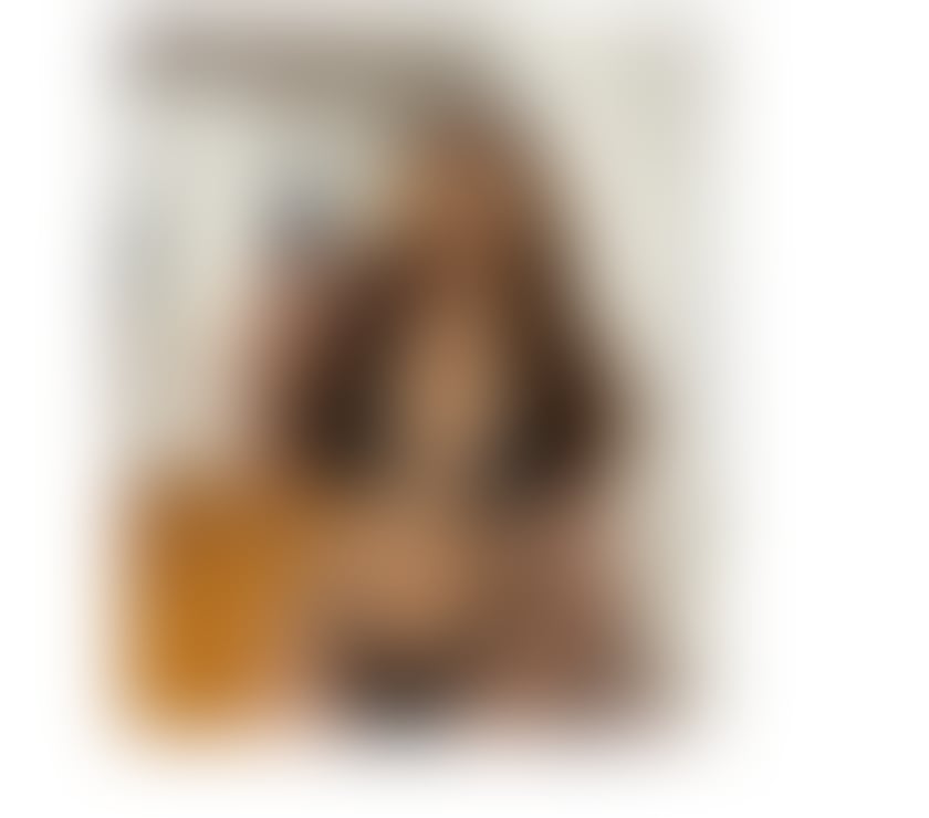 HOT BRUNETTE, CLASSY PASSIONATE AND TEMPTING 🫦