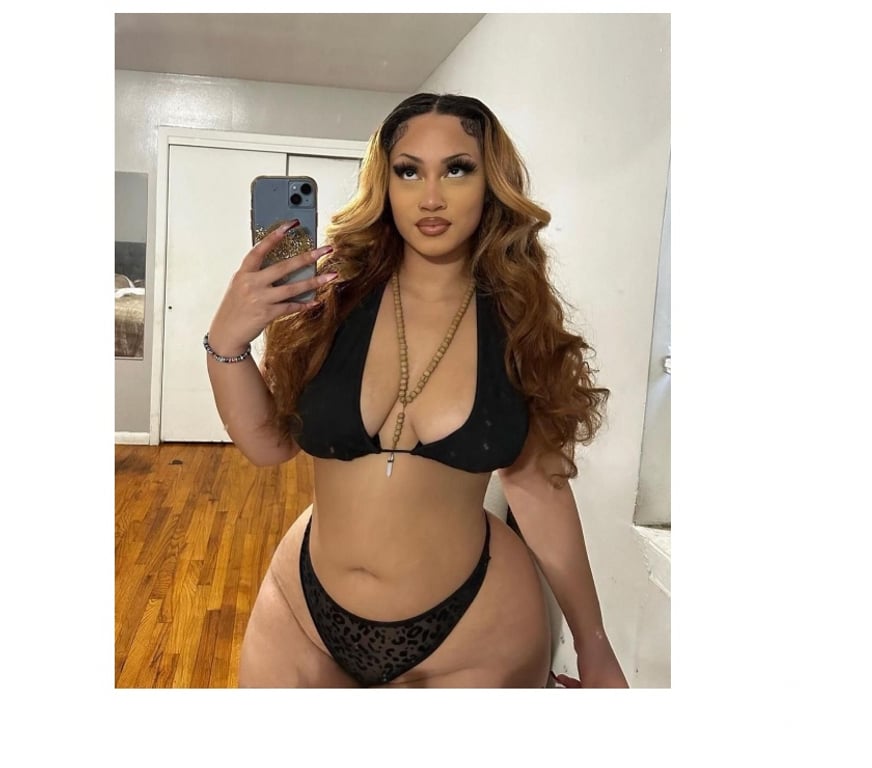 Escorts South East London Lewisham - South East London - Photos for HOT BRUNETTE, CLASSY PASSIONATE AND TEMPTING 🫦