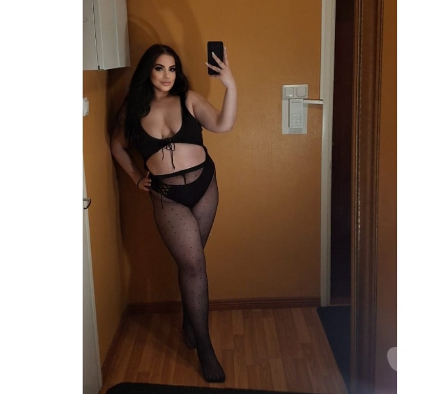 Escorts West Midlands Birmingham - Photos for NEW BEST SERVICE NO RUSH CHUBBY BIG BREASTS OWO