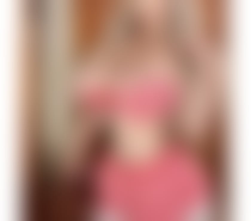  Escorts Elephant & Castle Station South East London - Photos for SEXY BLONDE LADYS WONDERFUL