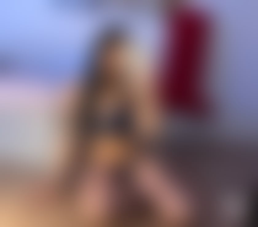 Escorts West Yorkshire Leeds - Photos for Hot Alice young 22 years 🔥Ready For Parties🔥XX Call Me