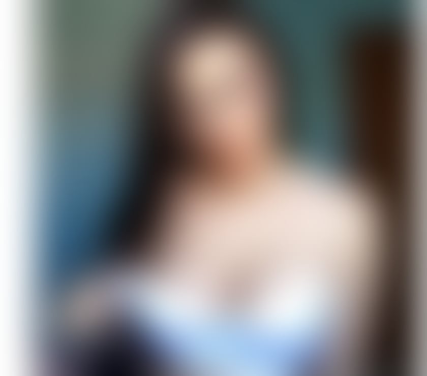 Escorts Harlesden North West London - Photos for JULIE baby all natural CALL PARTY 🥳🎉