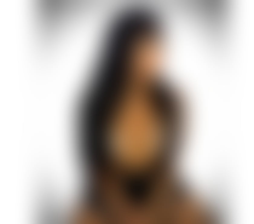 Letícia hot brunette brazilian real pic