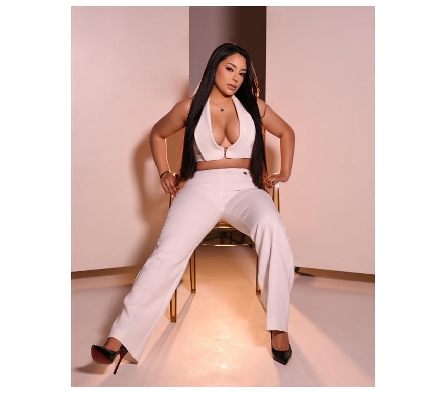 Escorts Somerset Yeovil - Somerset - Photos for 💥CURVY BRAZILIAN GIRL YASMIN ONLY 4 DAYS IN TOW💥