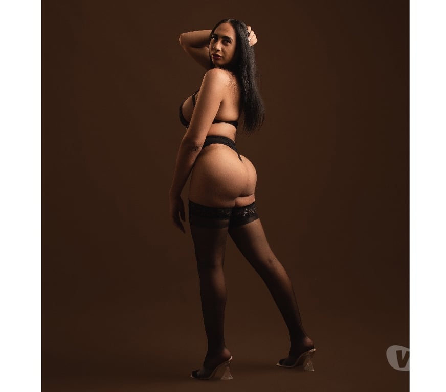 Escorts East London Canary Wharf - East London - Photos for 🍭YOUR TASTE CANDY🍭 AVAILABLE 24 7