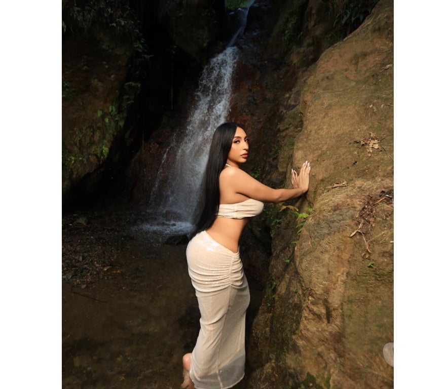 Escorts East London Canary Wharf - East London - Photos for 🍭YOUR TASTE CANDY🍭 AVAILABLE 24 7