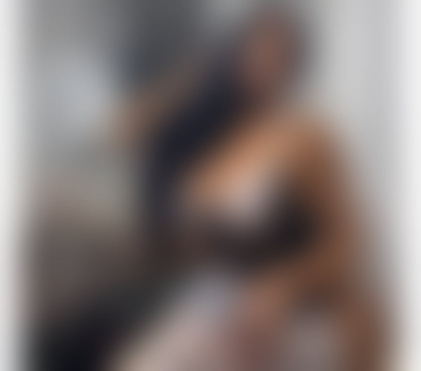 Escorts South West London Sutton - Photos for ARIANA 🍑 Party girl 🥂 WET and HORNY 💦