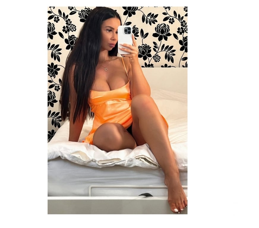 Escorts Central London Mayfair - Central London - Photos for £100 outcall all over London!