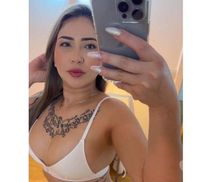 Escorts Surrey Spelthorne - Photos for Bruna Brazilian 🇧🇷 BigAssss🔥Hot girl 🔥