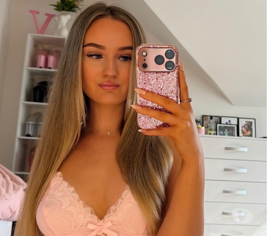 Adult Entertainment West Sussex Crawley - Photos for 07856203004 | 24 year old online calls