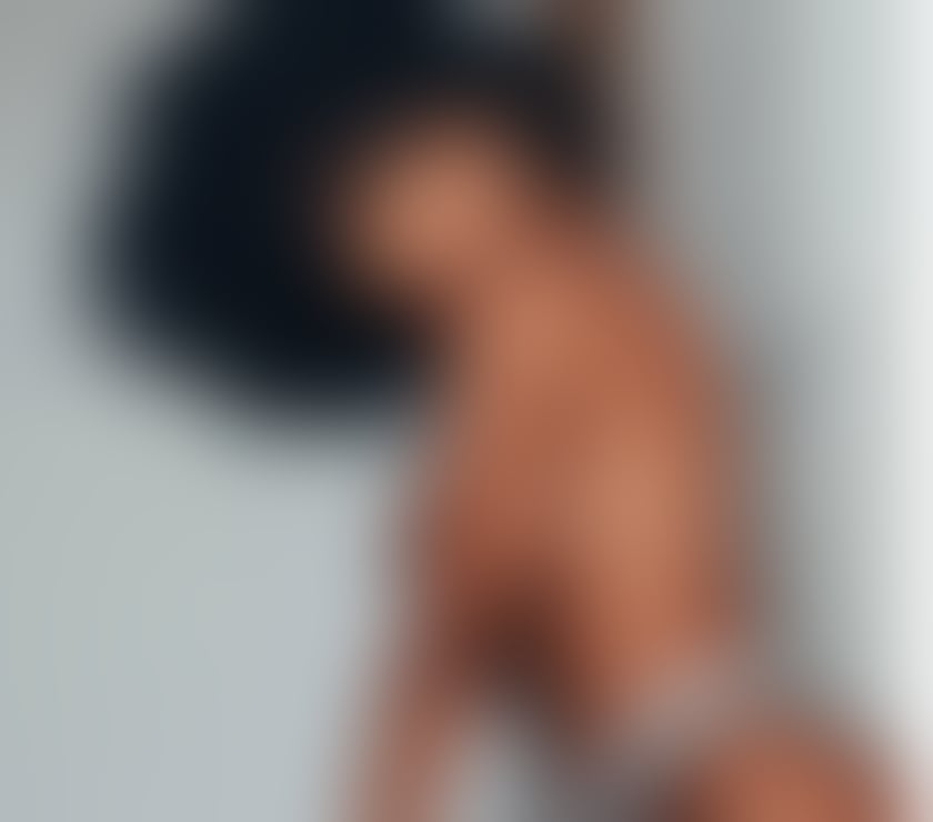 Escorts Barking Station East London - Photos for Agatha Brazilian