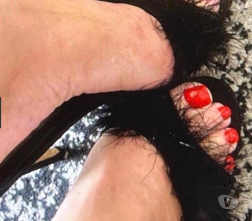 Escorts West Yorkshire Leeds - Photos for Busty Mature English Lady 07919909917