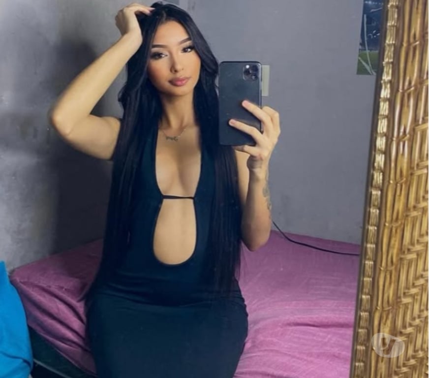 Escorts East London Canary Wharf Station - East London - Photos for 💋 Spontaneous Latina with a Flirty Edge