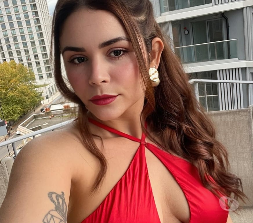 Escorts Greater Manchester Manchester - Photos for 🍑 NATURAL CURVY 🇧🇷 GODDESS 🍾🦊