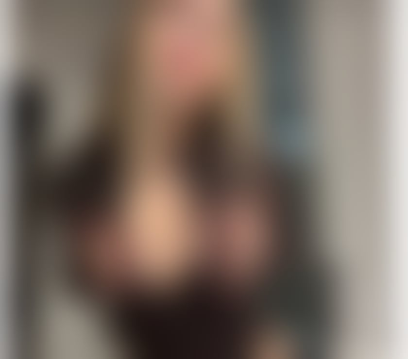  Escorts Dundee City Centre Dundee - Photos for Neena Full Services The Best company