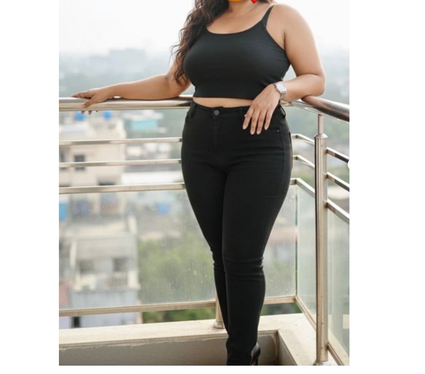 Escorts North West London Kingsbury - North West London - Photos for Hot Indian in town for a good time