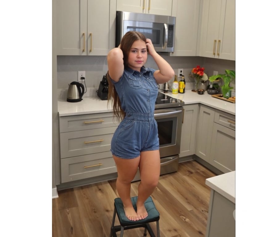 Escorts East London Canary Wharf - DLR Station - East London - Photos for LOLA💦🇧🇷BRAZILIAN DWARF