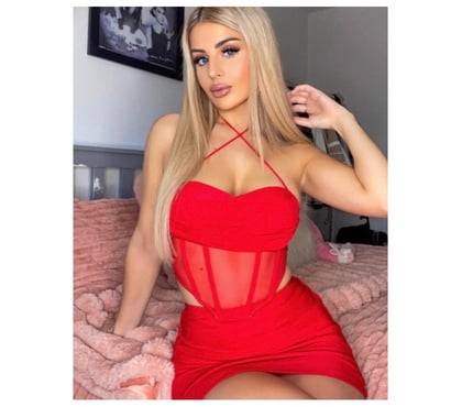 Escorts Rugby Town Centre Rugby - Photos for Cherry 🍒 💋 New babe in town 🥵 Party girl 🥂