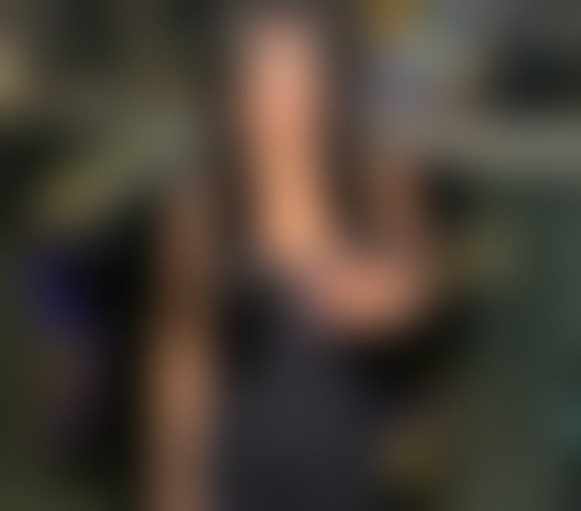 Escorts East London Canary Wharf Station - East London - Photos for YOUR LATINA BABE 🔥