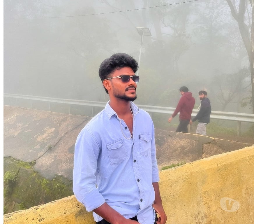 Escorts Lincolnshire Lincoln - Photos for “Friendly🫂 Fit & Open-Minded 💯– Let’s Connect”