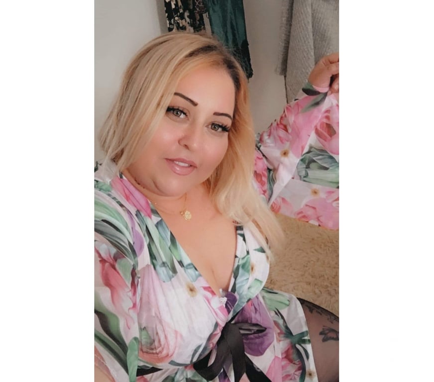 Escorts Kent Medway - Kent - Photos for Hi Gentlemen I’m Amanda nice massage 💆