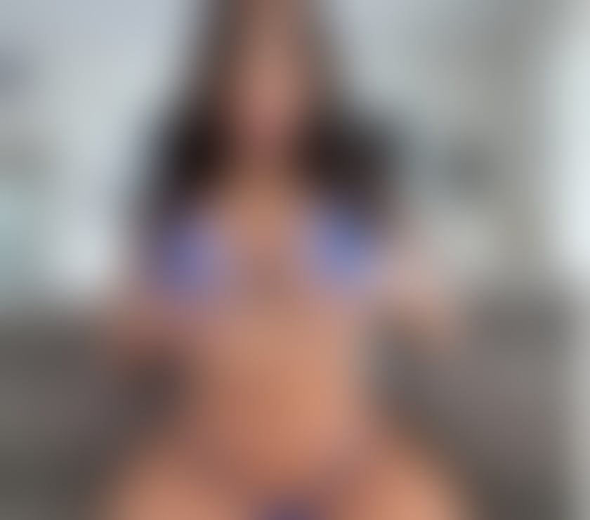  Escorts Hendon Central Station North West London - Photos for CAROLYN NEW GIRLS HENDON