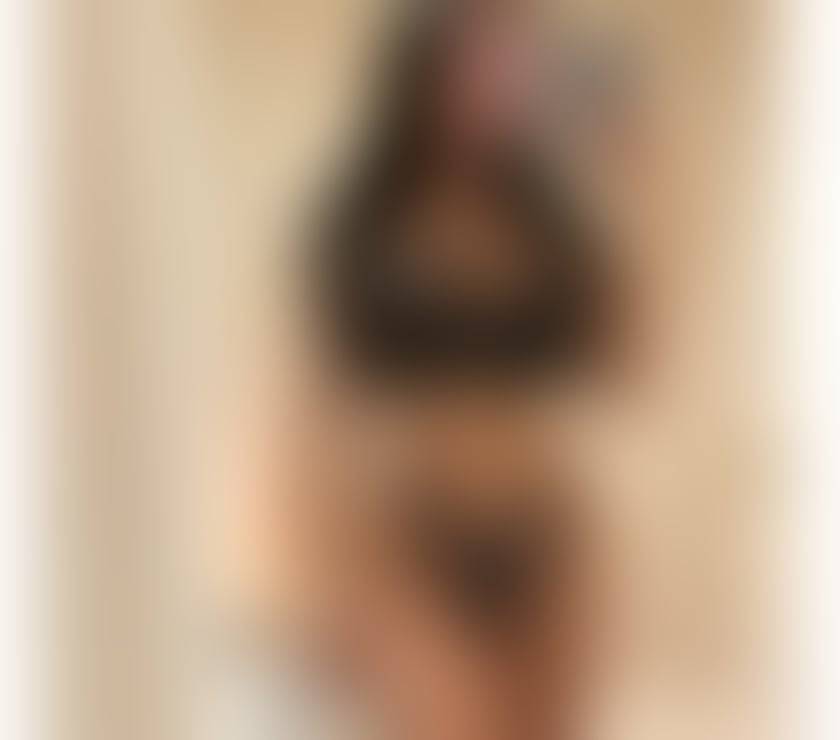 Escorts and Massages Walton-on-Thames Elmbridge - Photos for LORY PARTY 🍾TOP SERVICE🍭