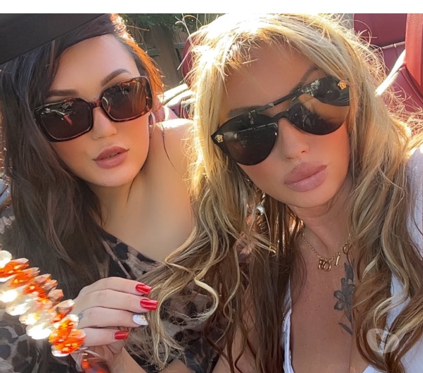 Escorts East London South Woodford - East London - Photos for DOUBLE GIRL MASSAGE -🦶FEET-DOM 👯‍♂️🔥❤️