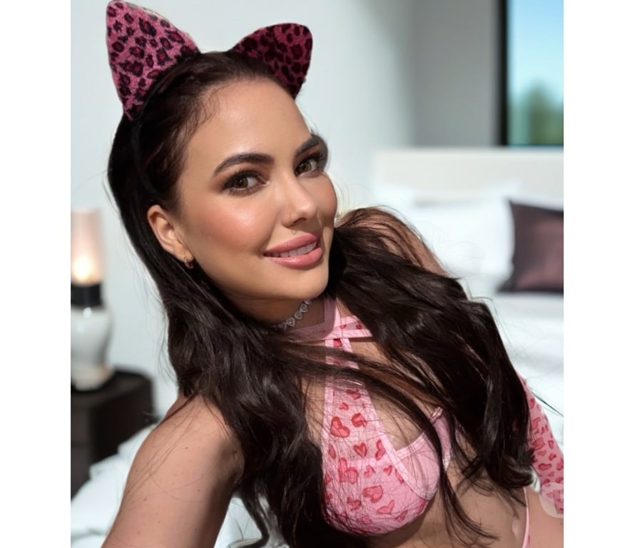 Escorts Derbyshire Derby - Photos for 💋LARA💋 LATIN BOMBSHELL ARRIVED😋 100% FUN⭐