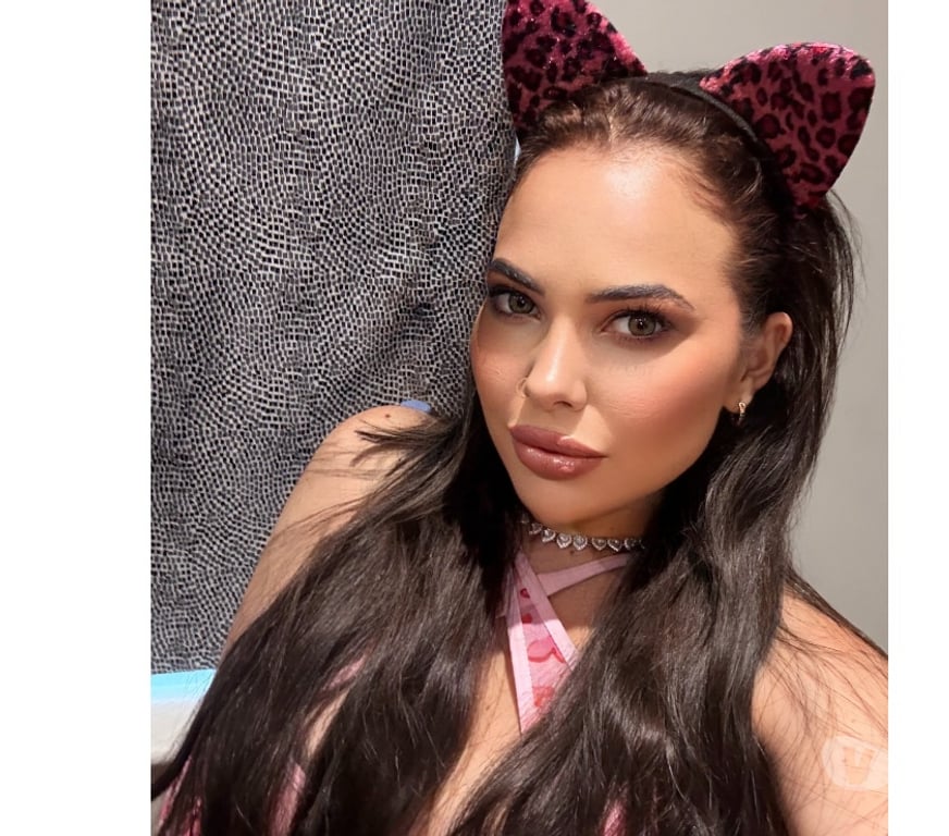 Escorts Derbyshire Derby - Photos for 💋LARA💋 LATIN BOMBSHELL ARRIVED😋 100% FUN⭐