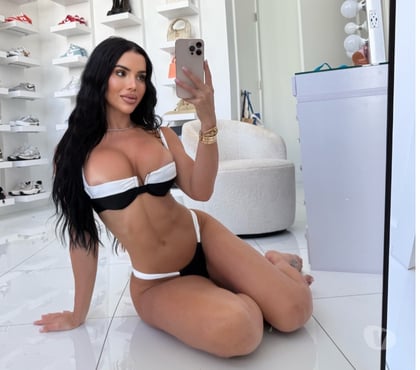 Escorts and Massages Leeds City Centre Leeds - Photos for THE BEST BJ🍌🍌PROFESSIONAL MASSAGE🍌COME ENJOY🍌