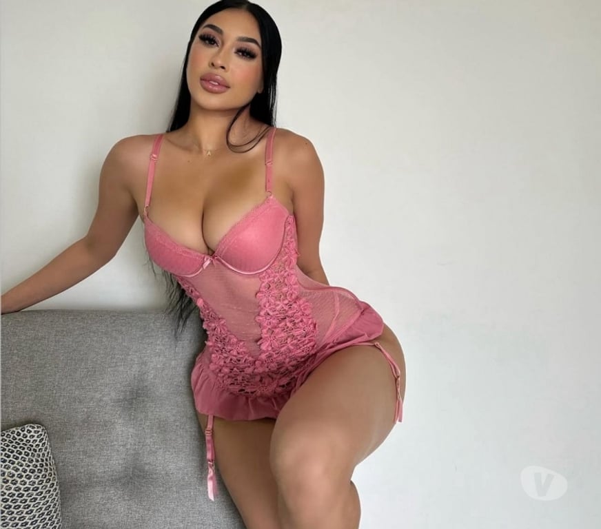 Escorts Hertfordshire Watford - Photos for 🍑NEW IN TOWN🎉🎉 PARTY GIRL🍆🍑