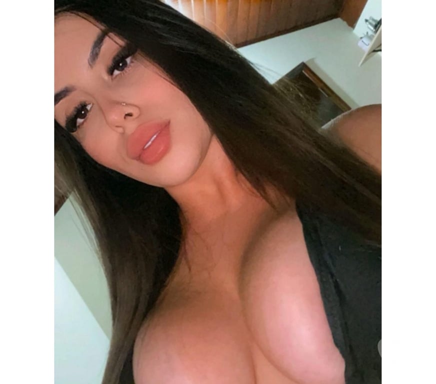 Escorts Greater Manchester Manchester - Photos for LARI 🇧🇷 Fresh Brazilian Beauty 🔥