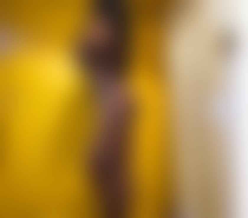 Trans Escorts West London Shepherd`s Bush - West London - Photos for Shakira Brazil brunette 21 cm big performs massage available