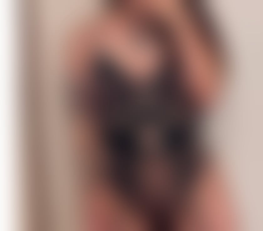 Escorts South West London Sutton - Photos for LAURA ALICE PARTY GIRL 🥳🎉 THE GIRLFRIEND EXPERIENCE