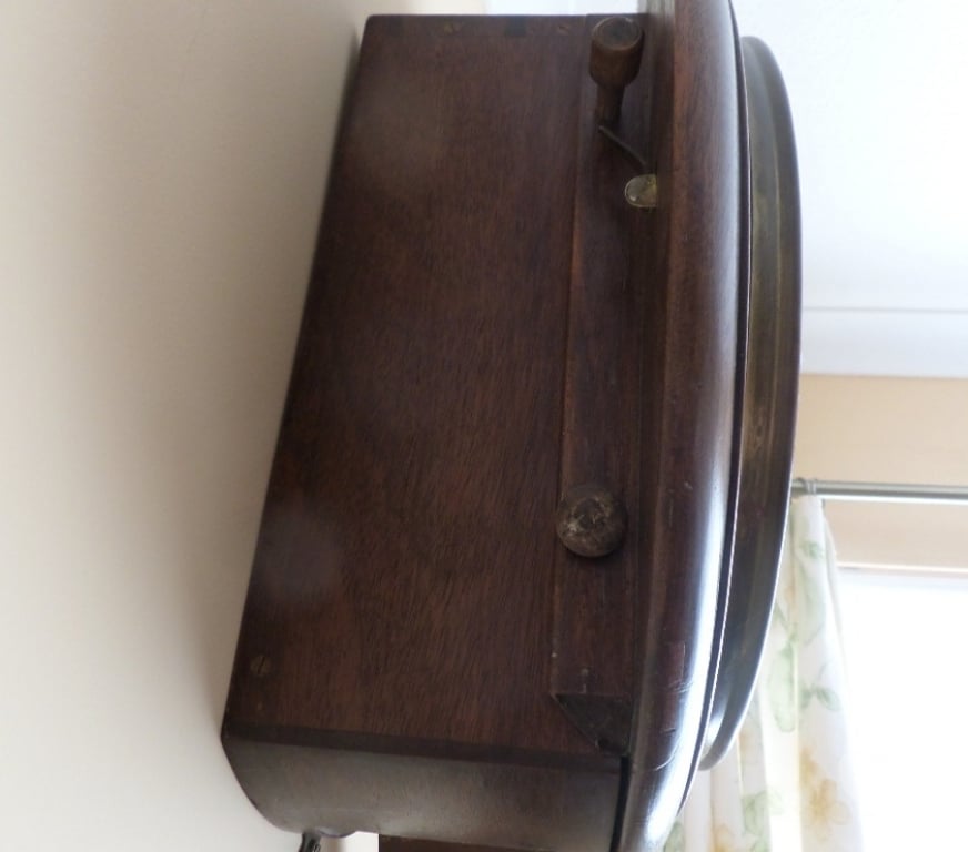 souvenirs Norfolk South Norfolk - Photos for EX WD Mahogany wall clock.