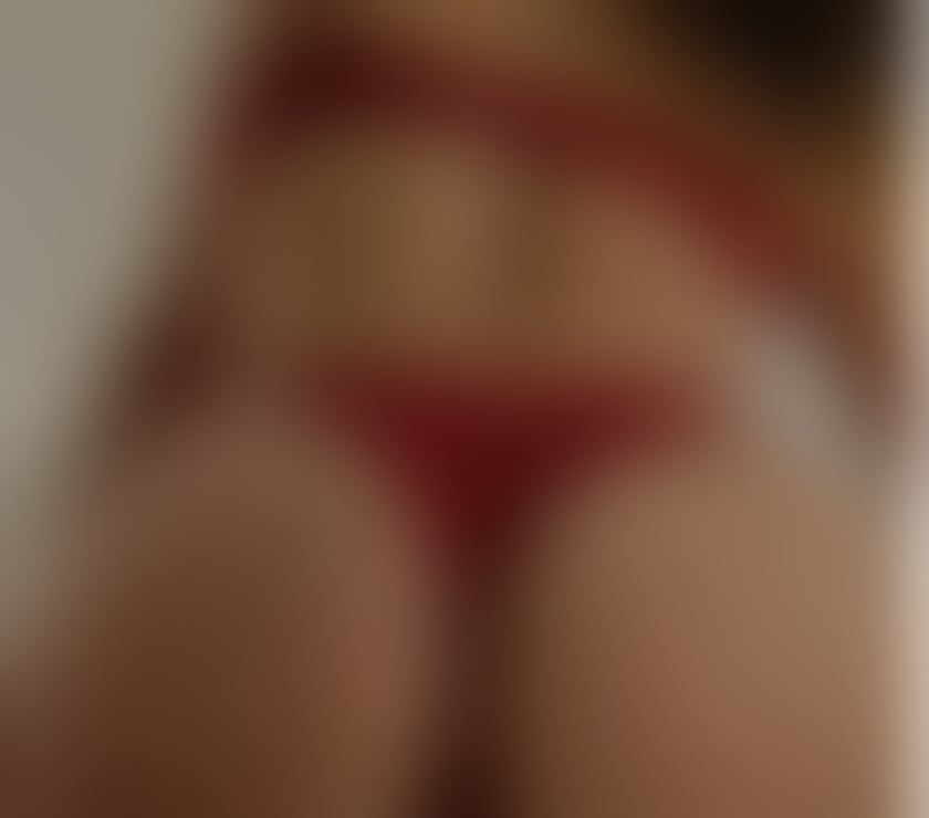 Escorts South West London Clapham North Station - South West London - Photos for Independent Busty Bubble