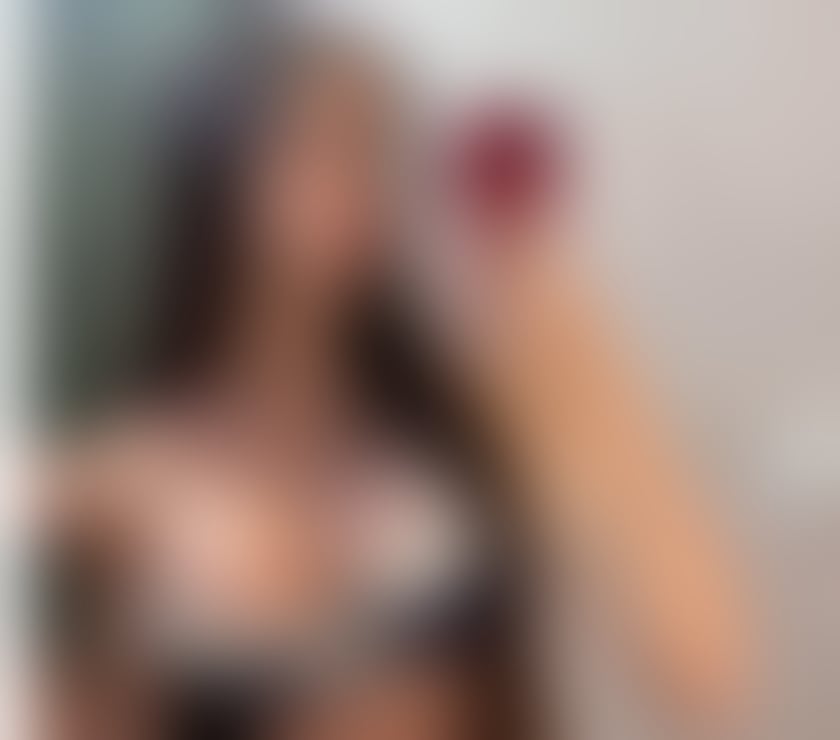 Jasmine party girl NEW IN TOWN BRAZILIAN 🇧🇷