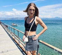 Eva💃I host in a cosy house(free parking) B18