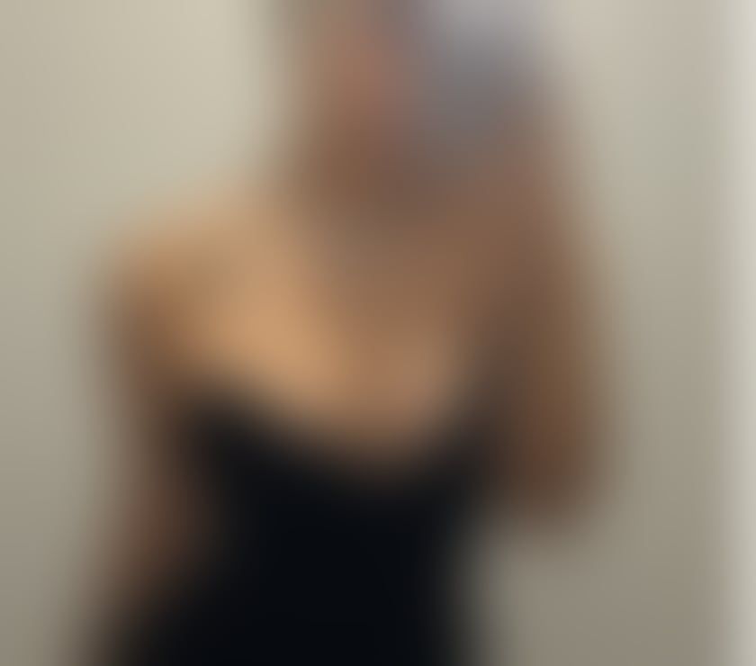 Escorts West London Hounslow - Photos for RADIANT LATINA MAMI