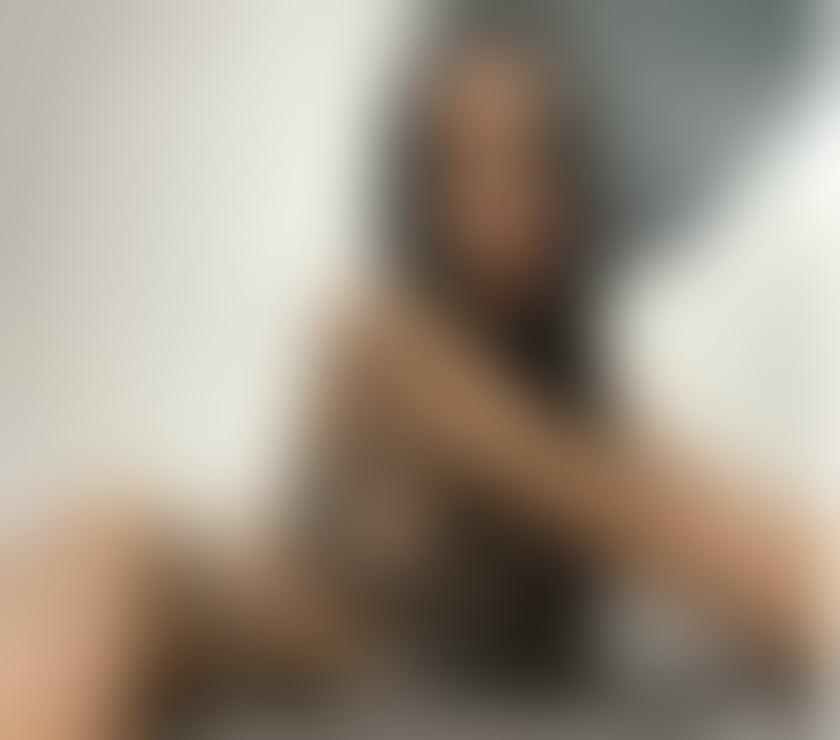 Escorts South East London Woolwich - South East London - Photos for 💛Hi I Rayssa party girl 👅the best no rush 24h🗨