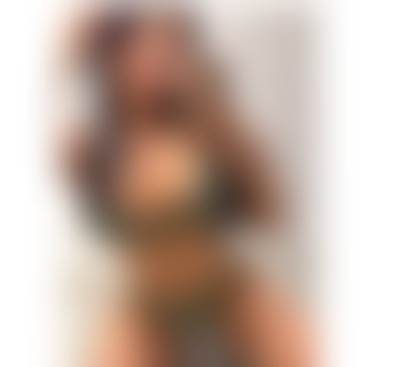 Escorts Surrey Spelthorne - Photos for Fiery Brazilian brunette, new in town.