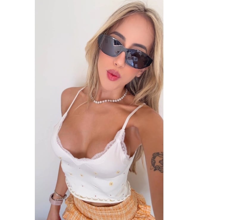 Escorts East London Canary Wharf - East London - Photos for Camille Roy Good Girl